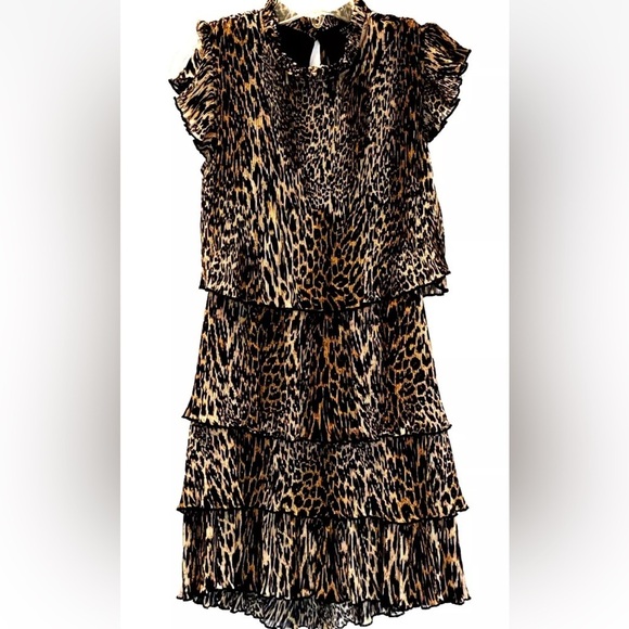 MELLODAY Dresses & Skirts - Melloday | Size Small | Antheia Dress |  Leopard Print Open Back | NWT